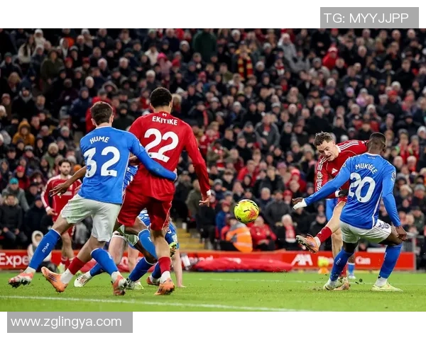 英超焦点战国米与利物浦战平争议判罚引发全场热议